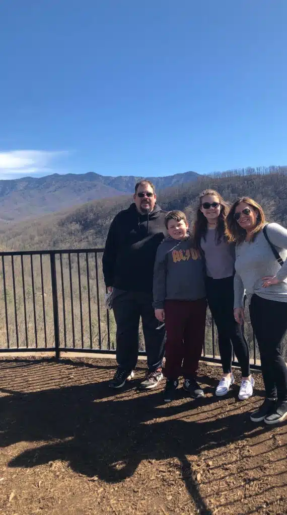 Meet the Vintage Logos Team!