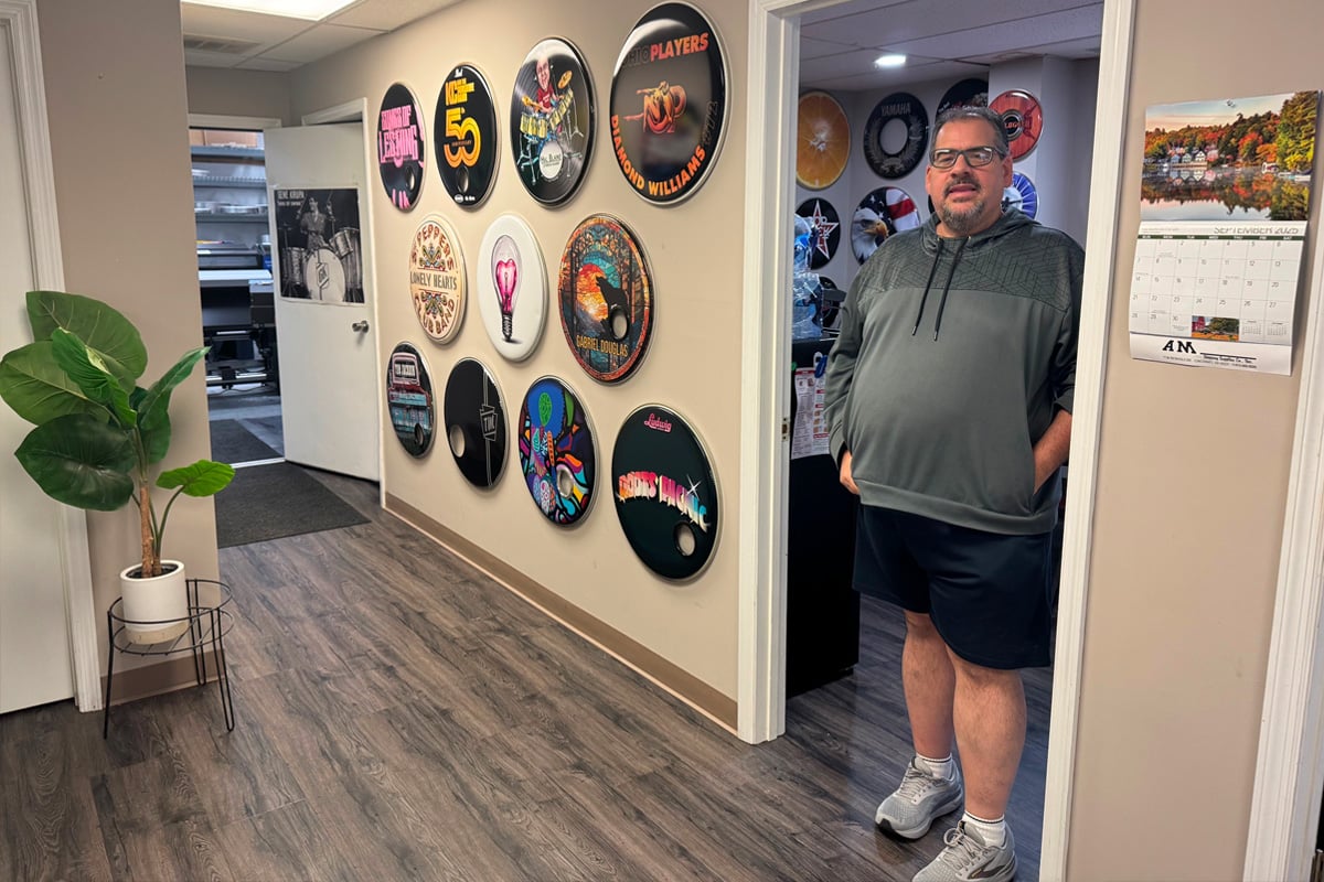 Welcome to Vintage Logo